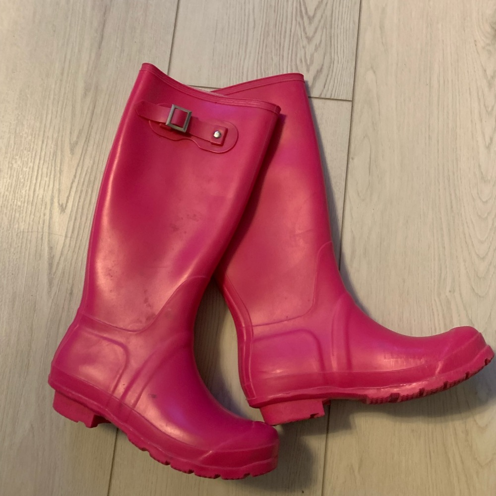 Pink Rainboots